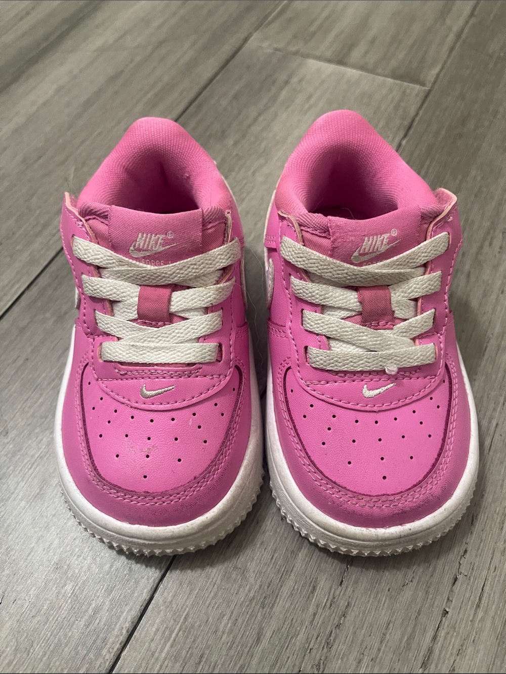 Nike Kids Force 1 Low EasyOn Sneakers